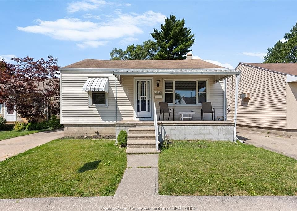 1st image of 2293 Marentette Ave