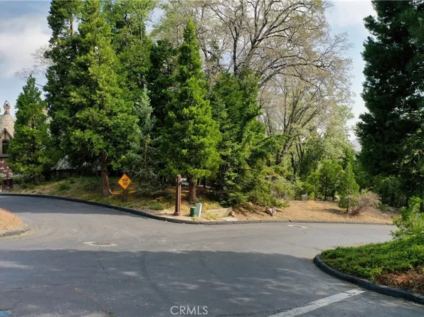 399 Cedar Ridge Dr Lot 104, Lake Arrowhead, CA 92352