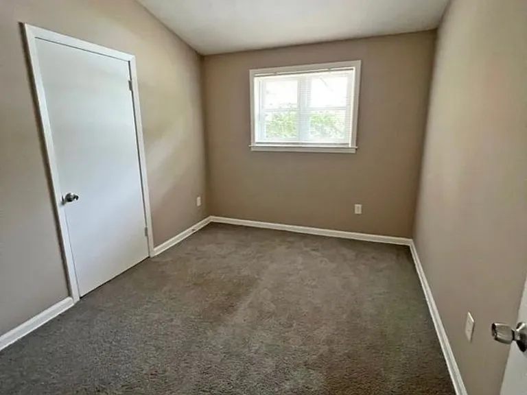 2278 Pamela Dr — Photo 6