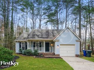 5321 Trestlewood Ln, Raleigh, NC 27610