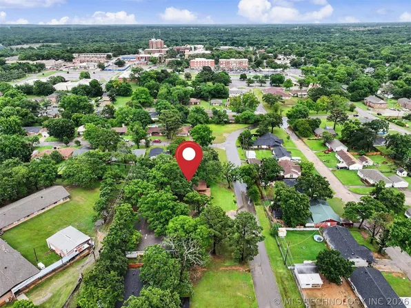 1010 Waco St, Durant, OK 74701