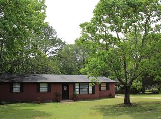 526 Woodvale Rd, Prattville, AL 36067