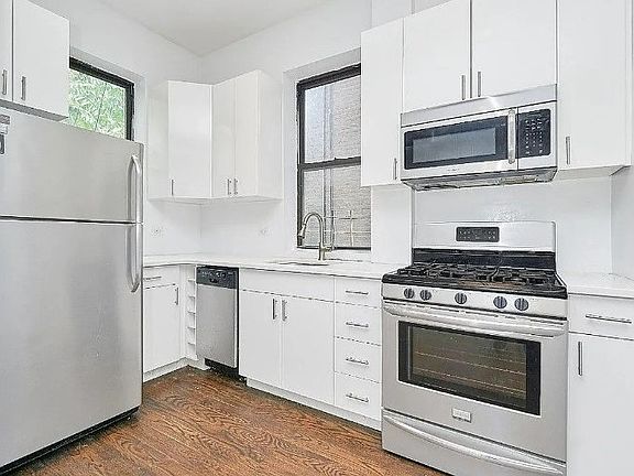 3rd image of 147 W 111th St APT 5
