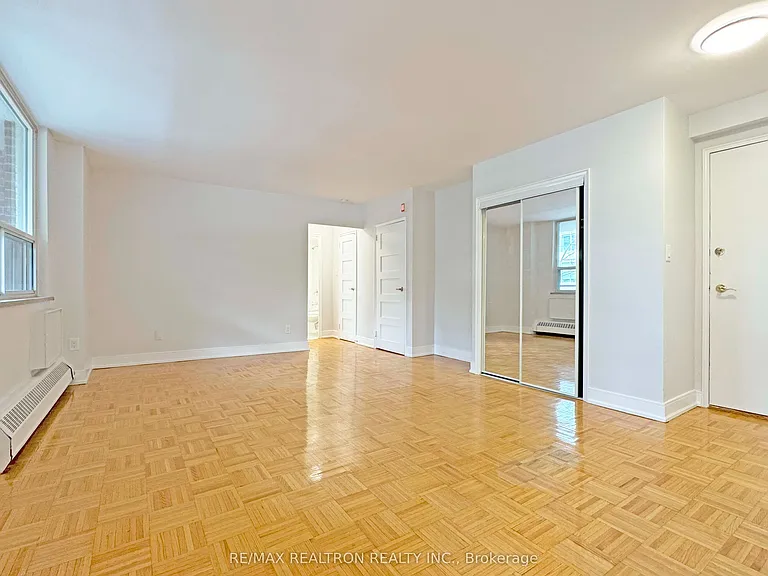 490 Eglinton Ave E #206 — Photo 3
