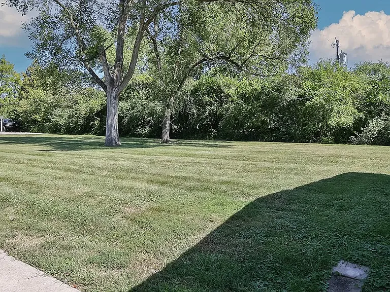 3943 Shawnee Rd — Photo 7