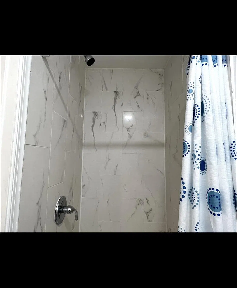 Studio, 200 sqft, $780 — Photo 3