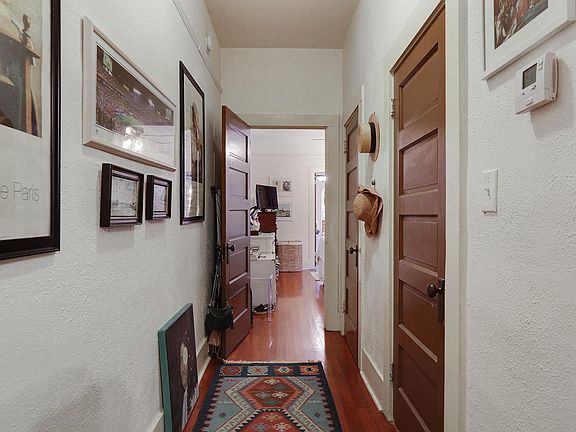5th image of 4733 Laurel St