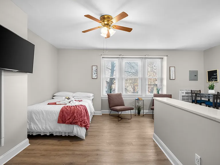 4040 Spruce St #5 — Photo 4
