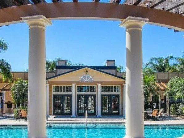 500 Belcher Rd S, Largo, FL 33771