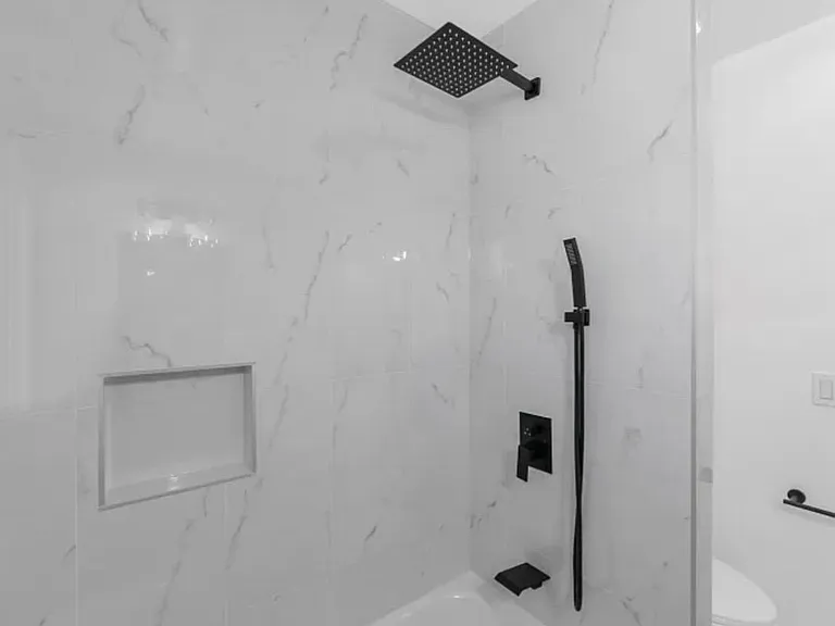 114 King St #3 — Photo 9