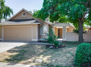 2432 Howe Way, Modesto, CA 95355