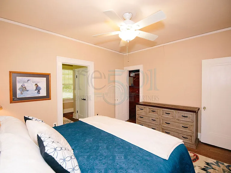 1508 Kavanaugh Blvd — Photo 31