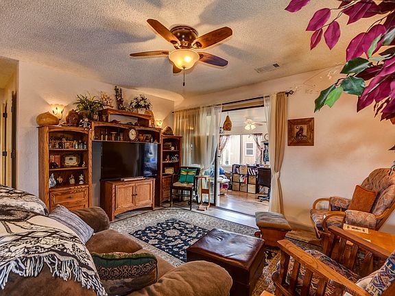 5th image of 4085 N Kearny Dr