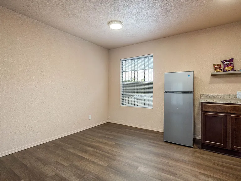 2350 Turrentine Dr #198 — Photo 2