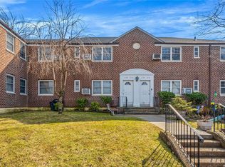 249-50 57th Ave #244, Little Neck, NY 11362