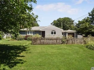 1461 Walnut Ave, Bohemia, NY 11716