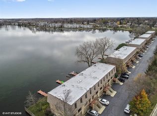 721 N Old Rand Rd, Lake Zurich, IL 60047