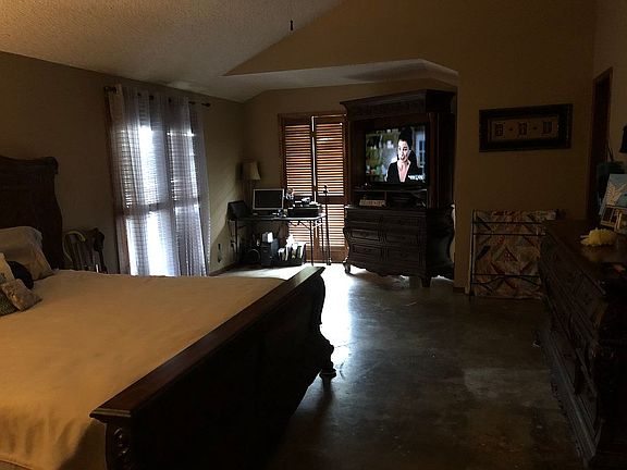 2nd image of 7250 Wendy Dr