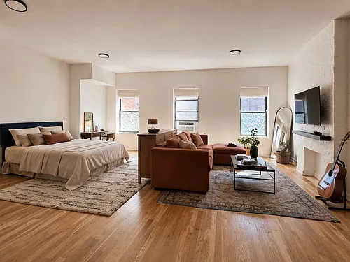 914 Broadway #3R Photo 1
