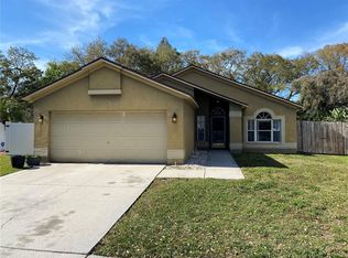 1711 Elk Spring Dr, Brandon, FL 33511