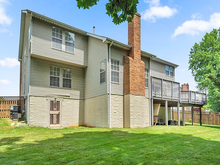1402 Bermuda Dunes Ct — Photo 50