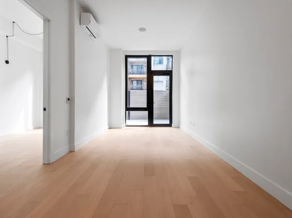 218 Front Street image 4 of 50