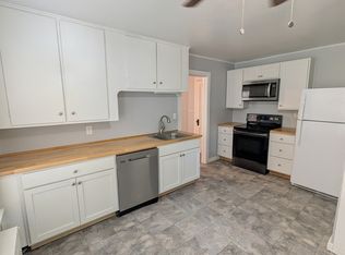 96 Main St #D, Broad Brook, CT 06016