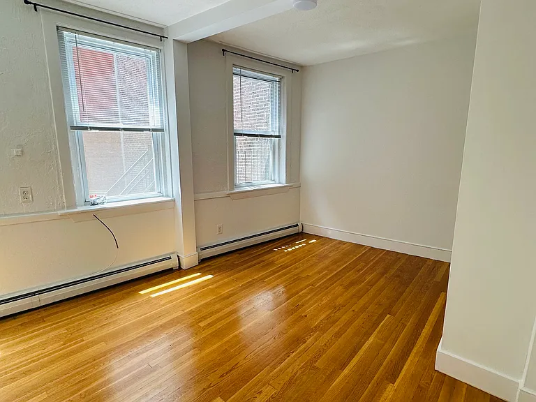 42 N Bennet St #2 — Photo 9