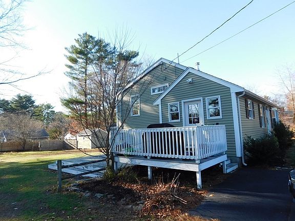 3rd image of 12 Marjorie Dr