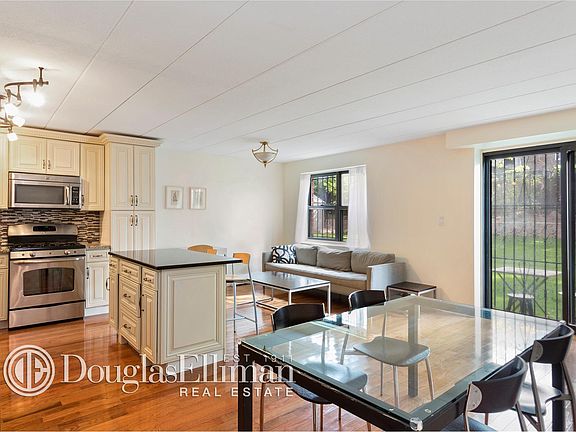 2nd image of 419 Carlton Ave APT A