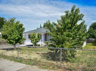 924 Mount Pitt Ave, Medford, OR