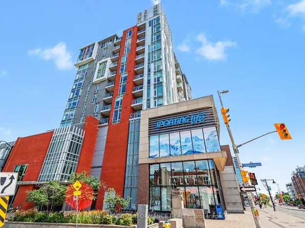 118 Holmwood Ave #1008, Ottawa, ON K1S 5J5