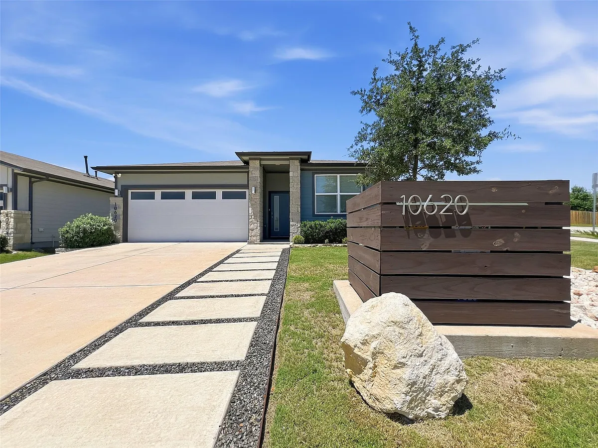 Building Photo - 10620 Deaton Ln