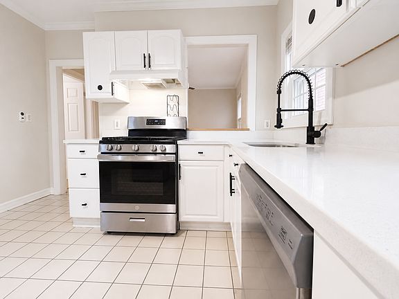 5th image of 48 Shawmut St #1