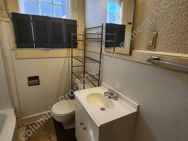 1504 Argent Ct #C — Photo 6