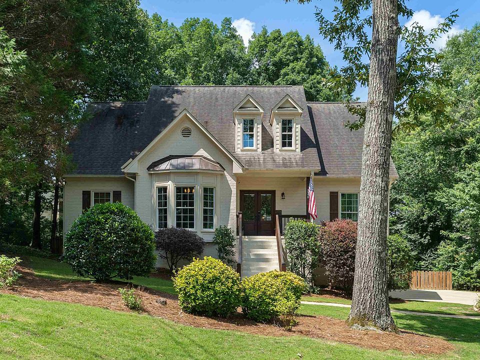 1st image of 526 S Fork Ln