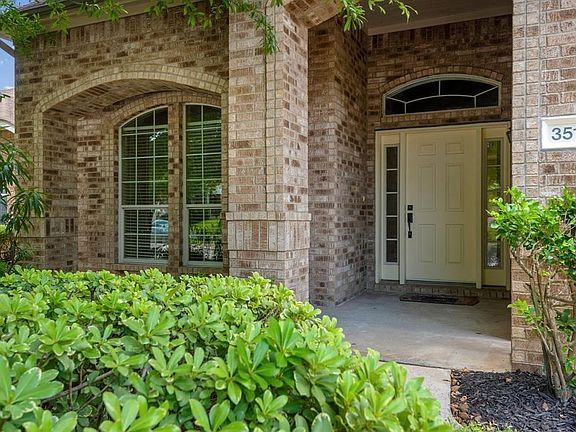 2nd image of 3519 Palomar Valley Dr