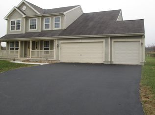 231 Walsh Cir, Yorkville, IL 60560