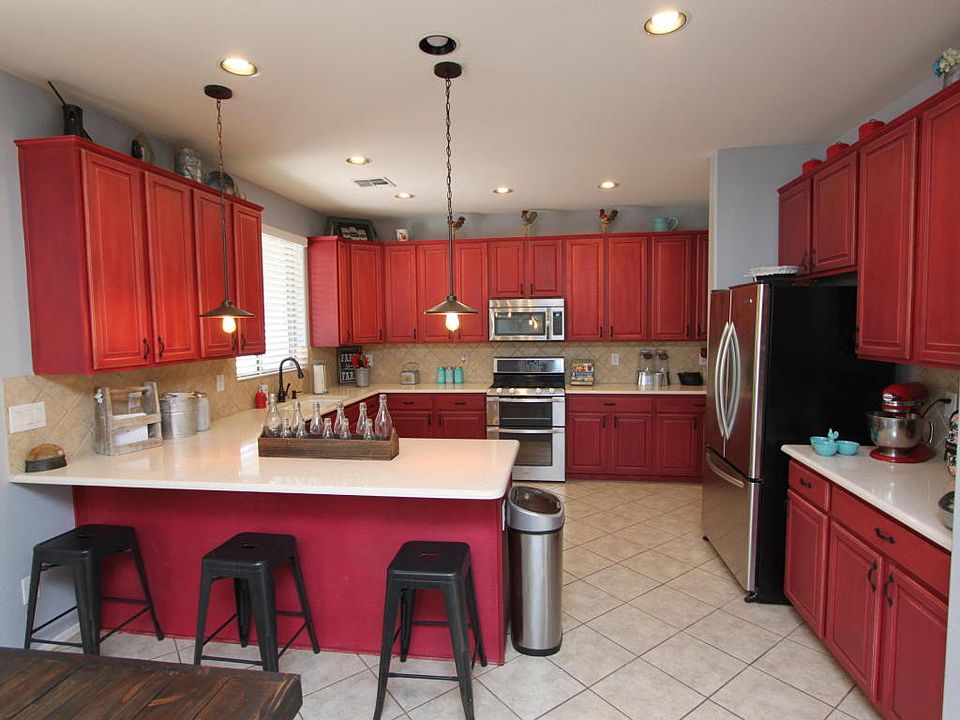 1st image of 43239 W Lindgren Dr
