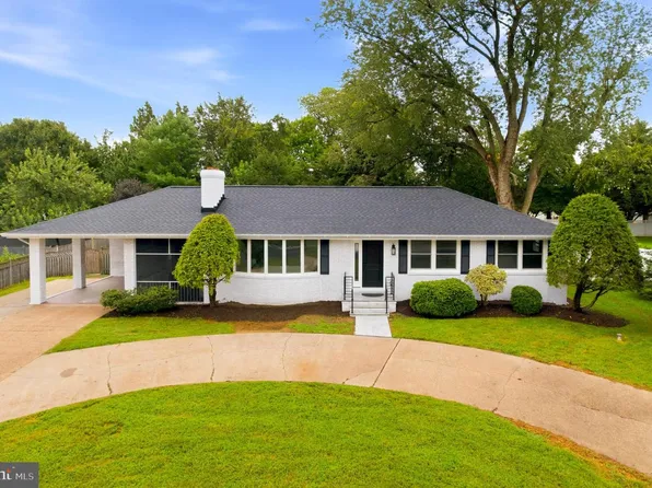 109 Sunset Dr, Annapolis, MD 21403