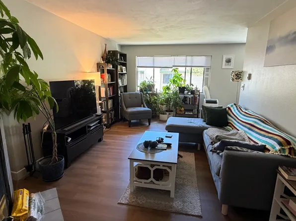 1624 201st Pl SE #6-D, Bothell, WA 98012