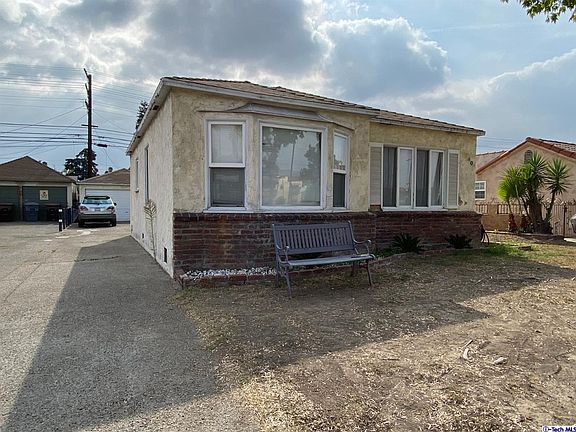 2nd image of 640 W Glenoaks Blvd