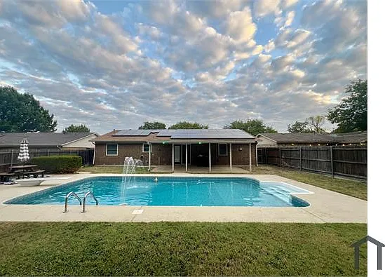 6012 Highcrest Dr — Photo 10