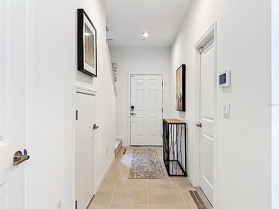 4th image of 8429 Lunar Skye St