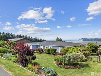 6168 Barnacle Lane, Clinton, WA, 98236