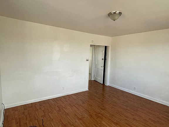 4th image of 1334 Barnett St Floor 2