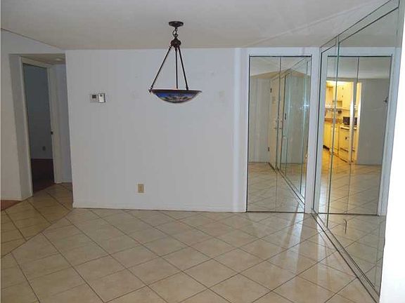 3rd image of 6751 N University Dr APT 220