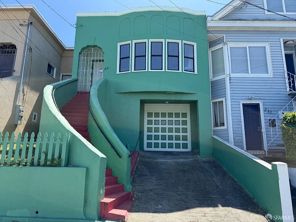 1st image of 231 Grafton Ave
