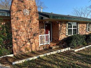 1325 S Waco St, Van Alstyne, TX 75495