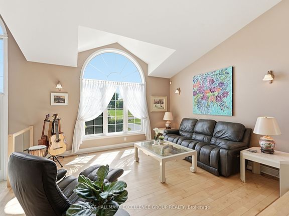 5th image of 480 Du Ruisseau St